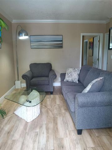 924 SE 2nd Street 11, Fort Lauderdale, FL 33301