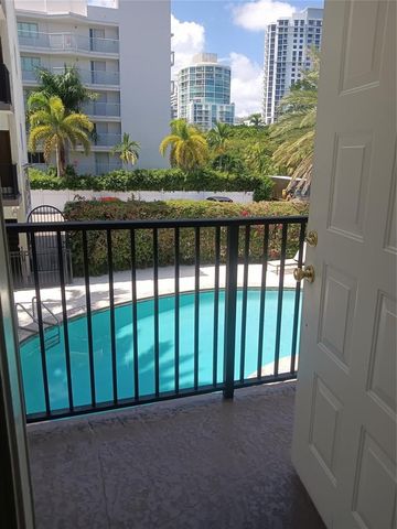 924 SE 2nd Street 11, Fort Lauderdale, FL 33301