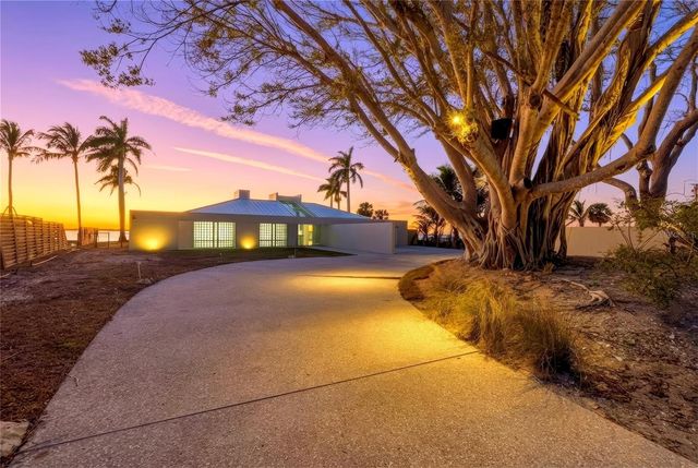 320 S SHORE DRIVE, Sarasota, FL 34234