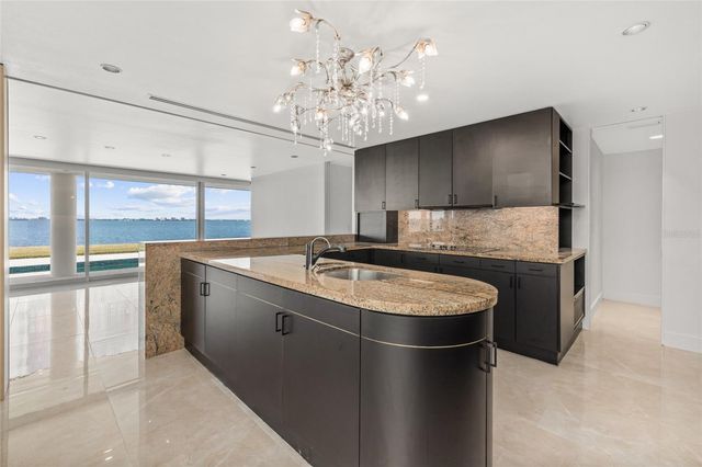 320 S SHORE DRIVE, Sarasota, FL 34234