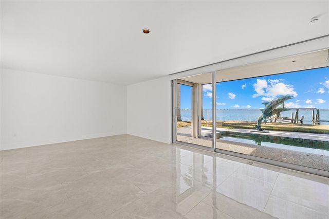 320 S SHORE DRIVE, Sarasota, FL 34234