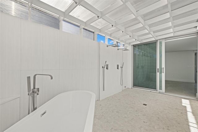 320 S SHORE DRIVE, Sarasota, FL 34234