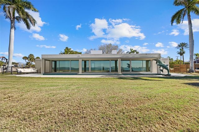 320 S SHORE DRIVE, Sarasota, FL 34234