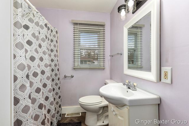 3324 Mckee Avenue Sw, City Of Wyoming, MI 49509