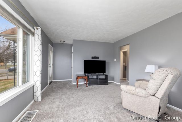 3324 Mckee Avenue Sw, City Of Wyoming, MI 49509