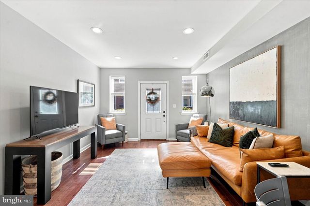 1920 WARNOCK ST, Philadelphia, PA 19148