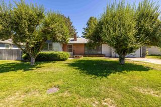 2822 N Stout Rd, Millwood, WA 99206