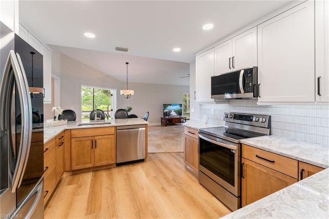 16986 Timberlakes DR, Fort Myers, FL 33908