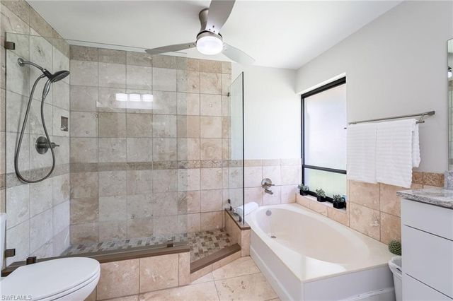 16986 Timberlakes DR, Fort Myers, FL 33908