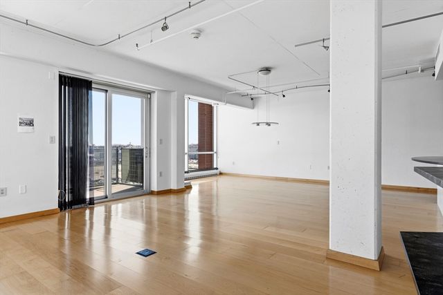 25 Channel 1102, Boston, MA 02210