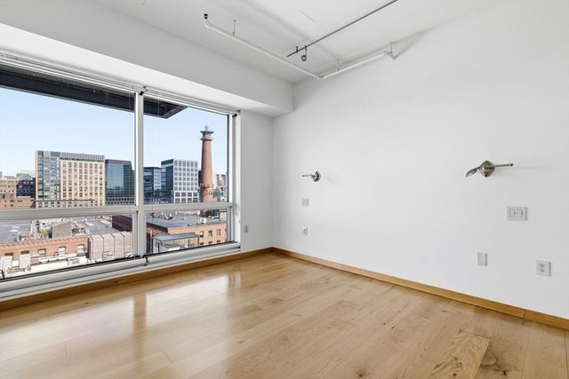 25 Channel 1102, Boston, MA 02210