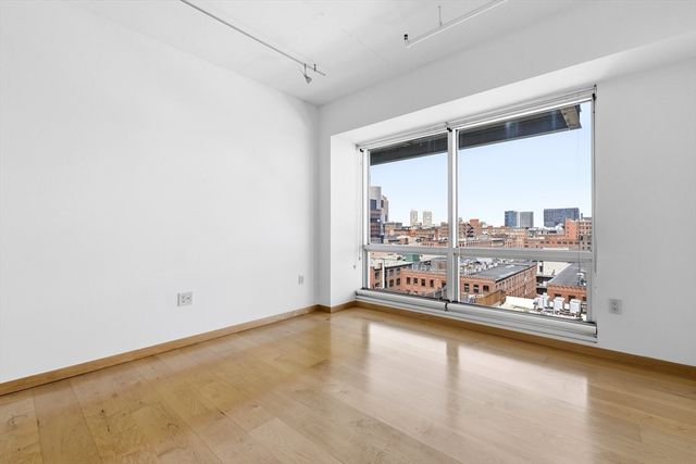 25 Channel 1102, Boston, MA 02210