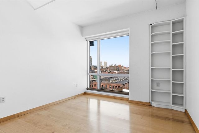 25 Channel 1102, Boston, MA 02210