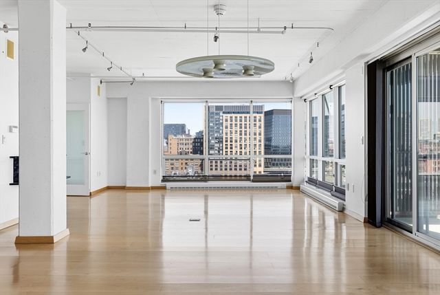 25 Channel 1102, Boston, MA 02210