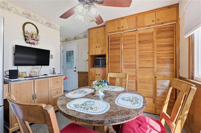 713 S Sunset Drive, Olathe, KS 66061