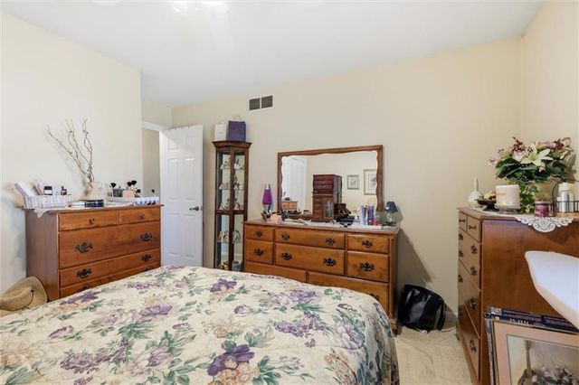 713 S Sunset Drive, Olathe, KS 66061