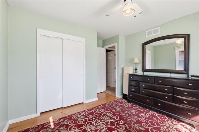 713 S Sunset Drive, Olathe, KS 66061