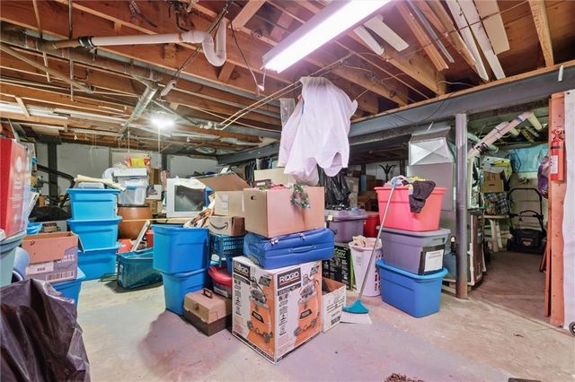 713 S Sunset Drive, Olathe, KS 66061