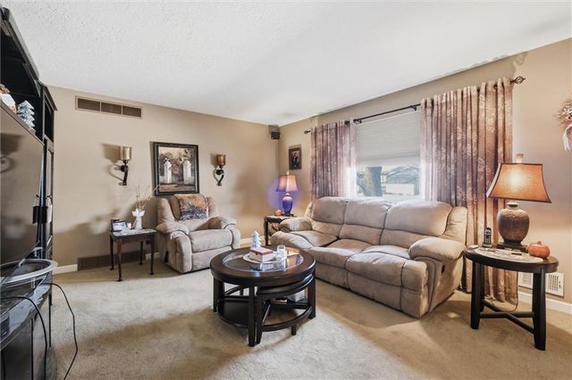 713 S Sunset Drive, Olathe, KS 66061