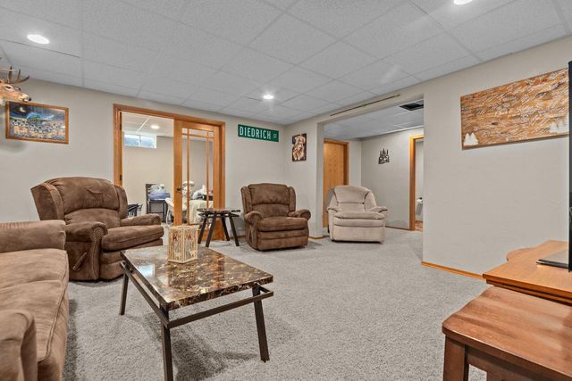 1992 MAYFLOWER STREET, Kaukauna, WI 54130