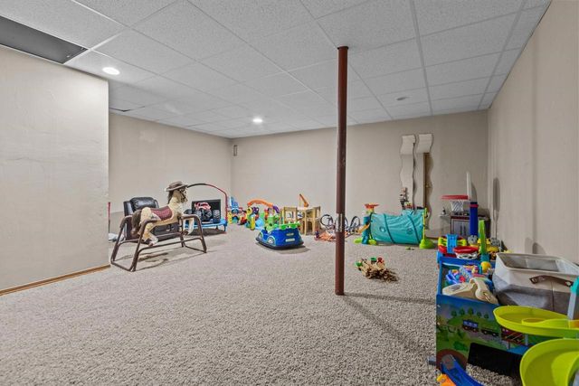 1992 MAYFLOWER STREET, Kaukauna, WI 54130