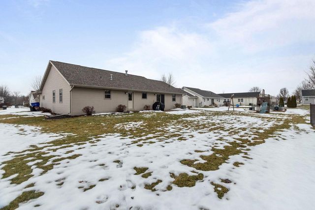 1992 MAYFLOWER STREET, Kaukauna, WI 54130