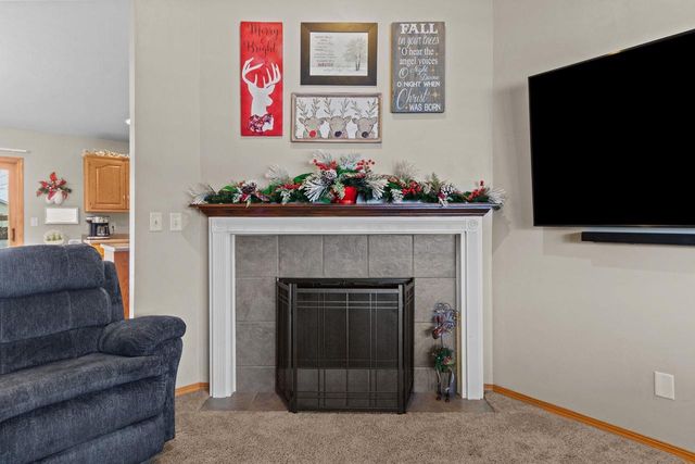 1992 MAYFLOWER STREET, Kaukauna, WI 54130