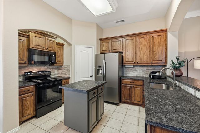 8240 Bridge Street, North Richland Hills, TX 76180