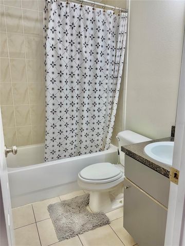 1150 S BEACH CIRCLE, Kissimmee, FL 34746