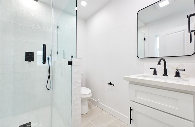 18239 Orange, Fontana, CA 92335