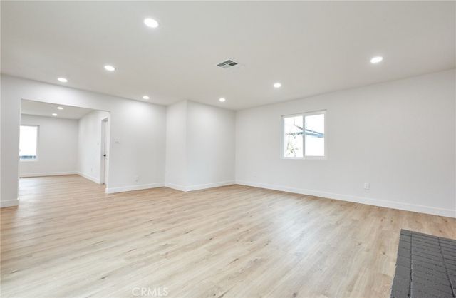 18239 Orange, Fontana, CA 92335