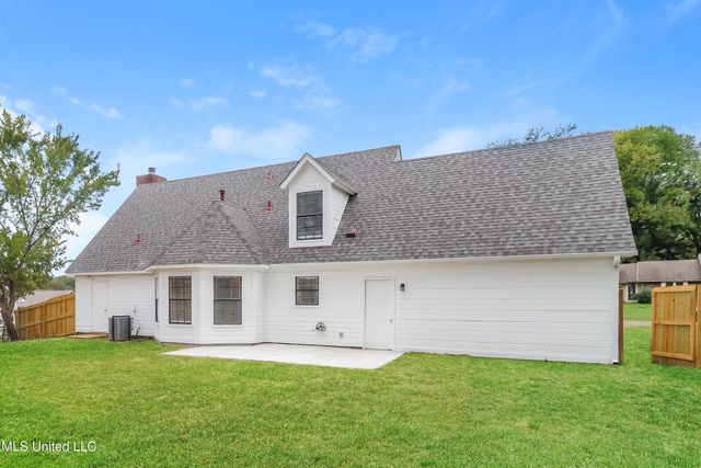 7120 Oak Forest Drive, Olive Branch, MS 38654