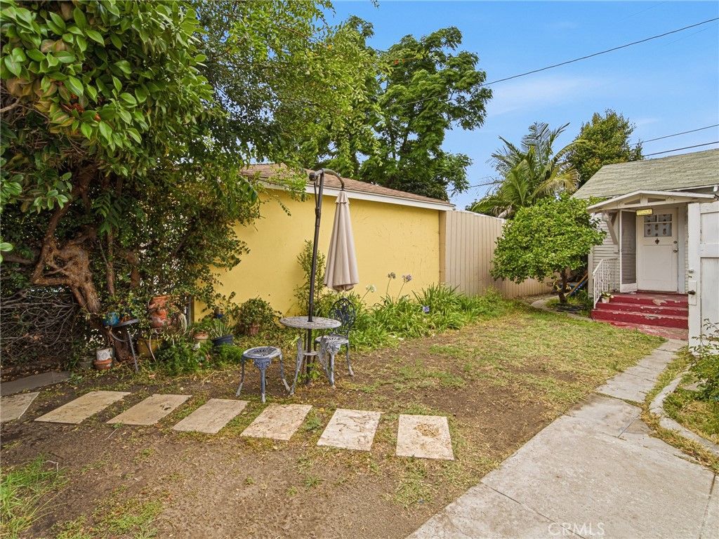 Image 18 of property listing at 9231 Hunt Avenue, South Gate, CA 90280