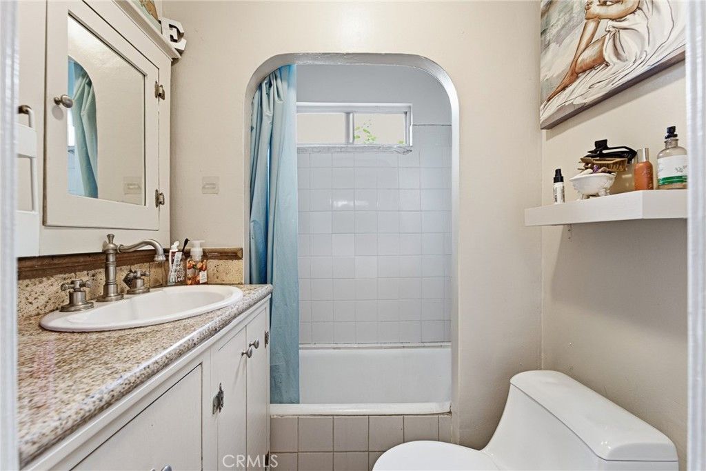 Image 29 of property listing at 9231 Hunt Avenue, South Gate, CA 90280