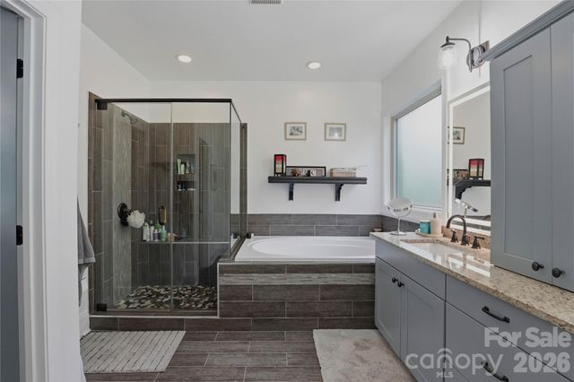 803 Five Leaf Lane, Waxhaw, NC 28173