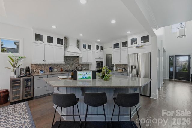 803 Five Leaf Lane, Waxhaw, NC 28173