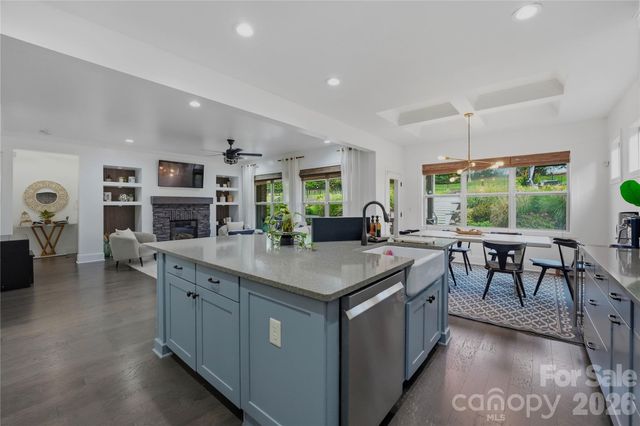 803 Five Leaf Lane, Waxhaw, NC 28173