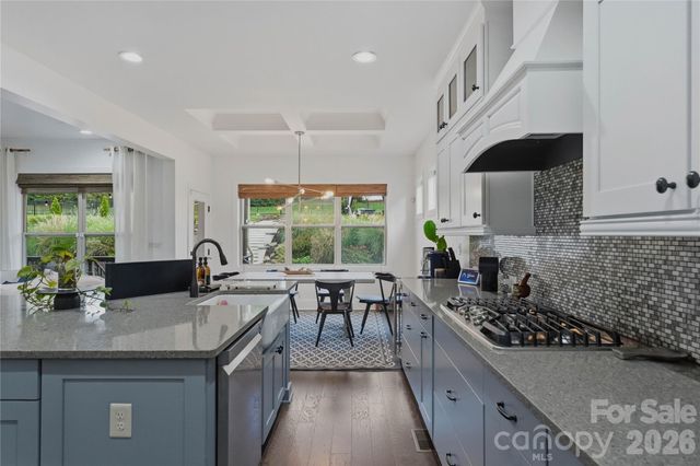 803 Five Leaf Lane, Waxhaw, NC 28173