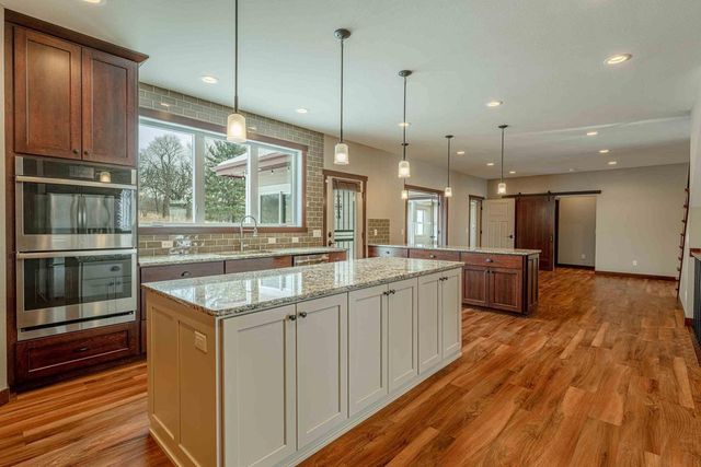 7598 Driftless Ridge Way, Verona, WI 53593