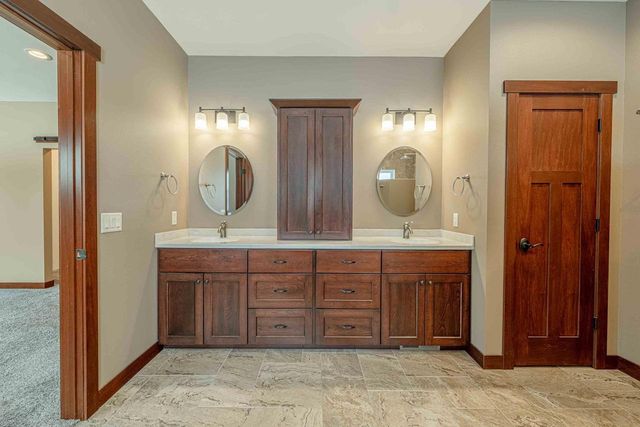 7598 Driftless Ridge Way, Verona, WI 53593