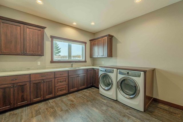 7598 Driftless Ridge Way, Verona, WI 53593