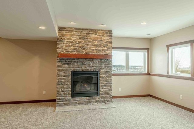 7598 Driftless Ridge Way, Verona, WI 53593