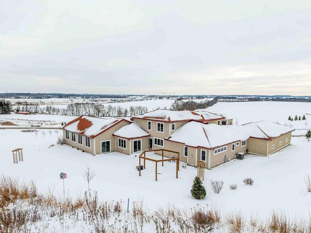 7598 Driftless Ridge Way, Verona, WI 53593