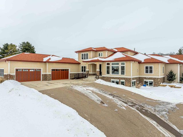 7598 Driftless Ridge Way, Verona, WI 53593