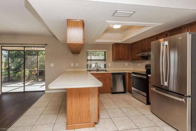 3607 SE 8th AVE, Cape Coral, FL 33904
