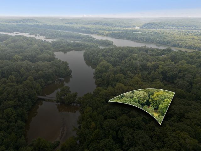 111 Mud Hill Rd, Dover, TN 37058