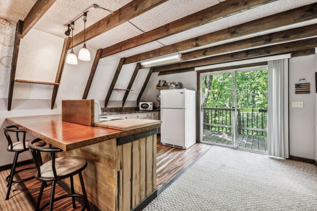 111 Mud Hill Rd, Dover, TN 37058