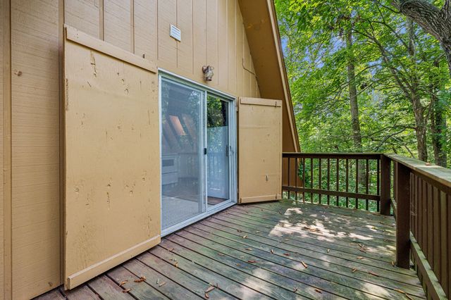 111 Mud Hill Rd, Dover, TN 37058