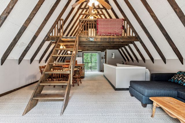 111 Mud Hill Rd, Dover, TN 37058