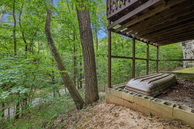 111 Mud Hill Rd, Dover, TN 37058